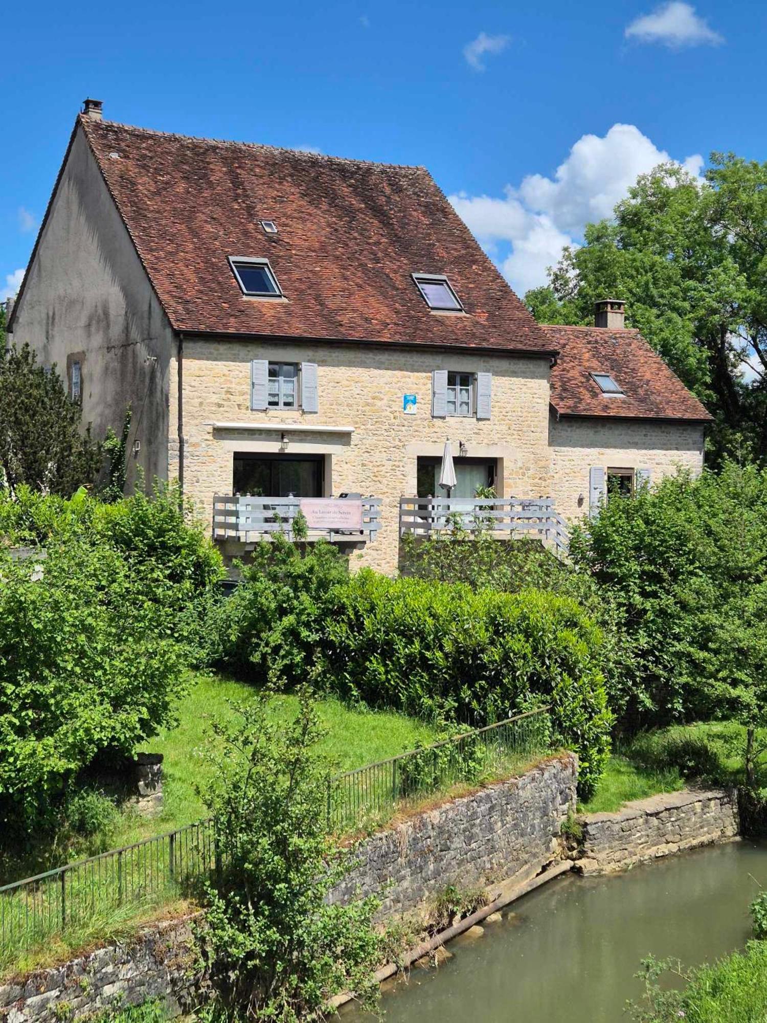 Au Lavoir Du Serein "La Billaude" Et "La Langouette" Saint-Germain-lès-Arlay Zewnętrze zdjęcie